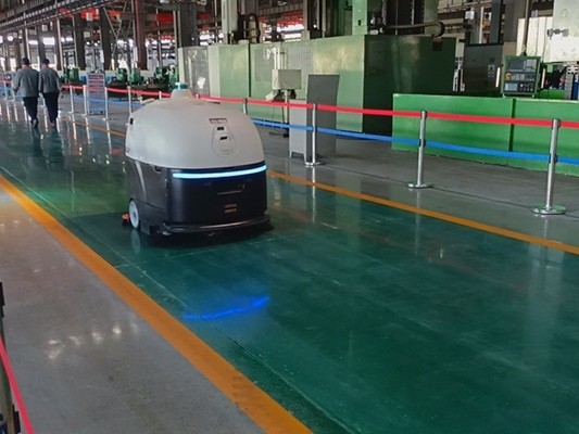 汽車(chē)廠(chǎng)老板笑了！坦力智能掃地機(jī)讓清潔效率翻 3 倍